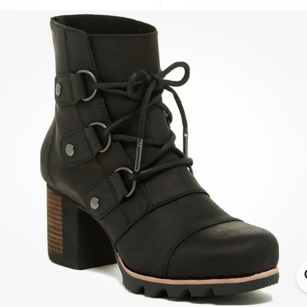 SOREL Addington Black Leather Waterproof Lace Up Women's Boots NL2360-010